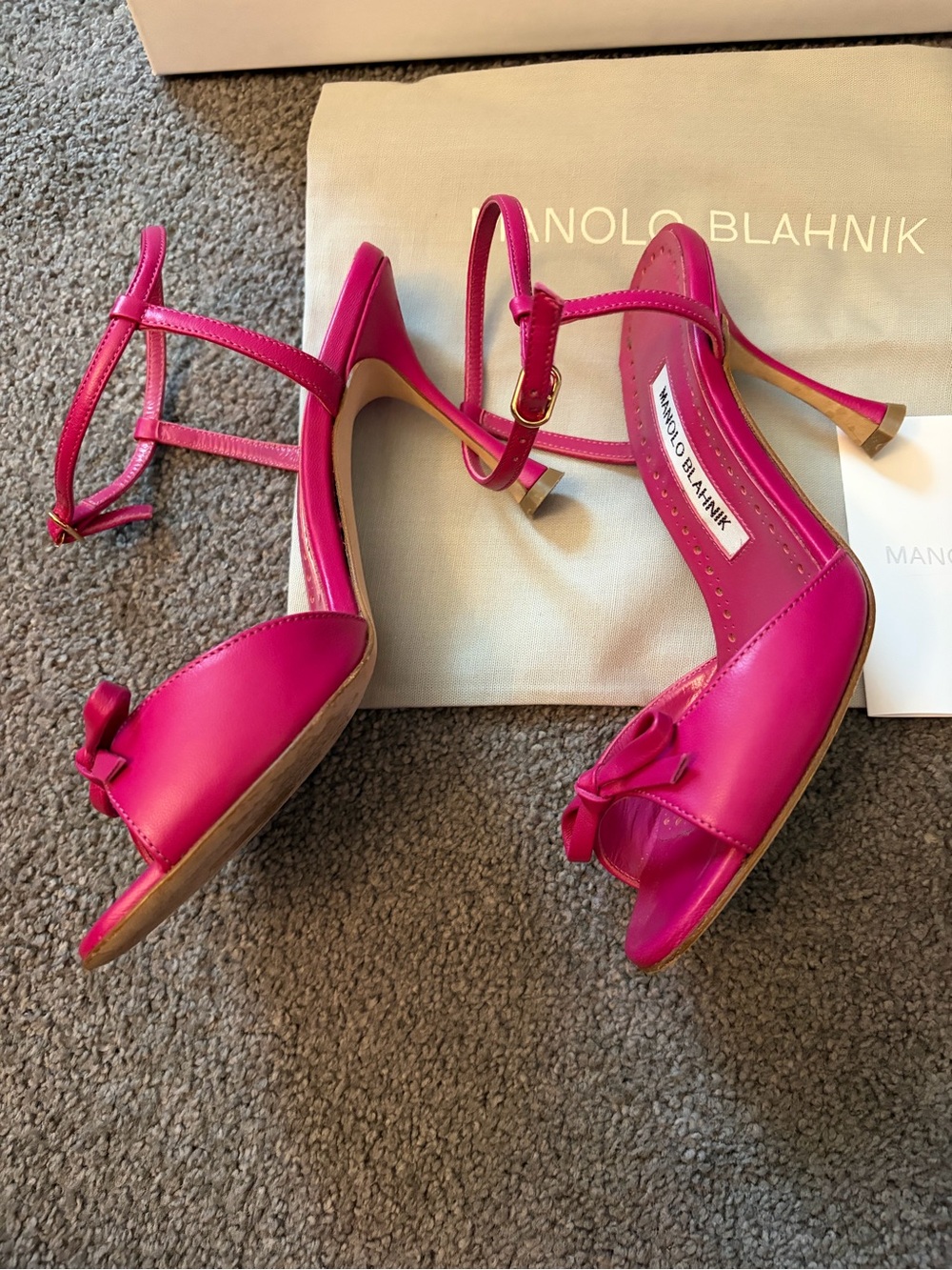 Manolo Blahnik Hot Pink leather Strappy Heels with Bow - Picture 2 of 16